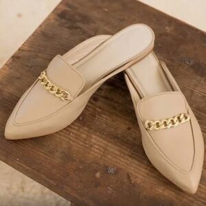 NEW  ABLE MONICA MULE in Size 6M Color : PEBBLE